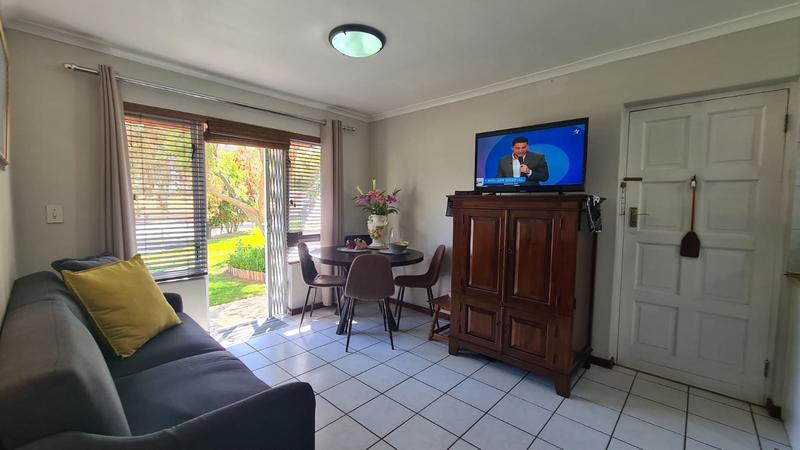 To Let 1 Bedroom Property for Rent in Strand Central Western Cape